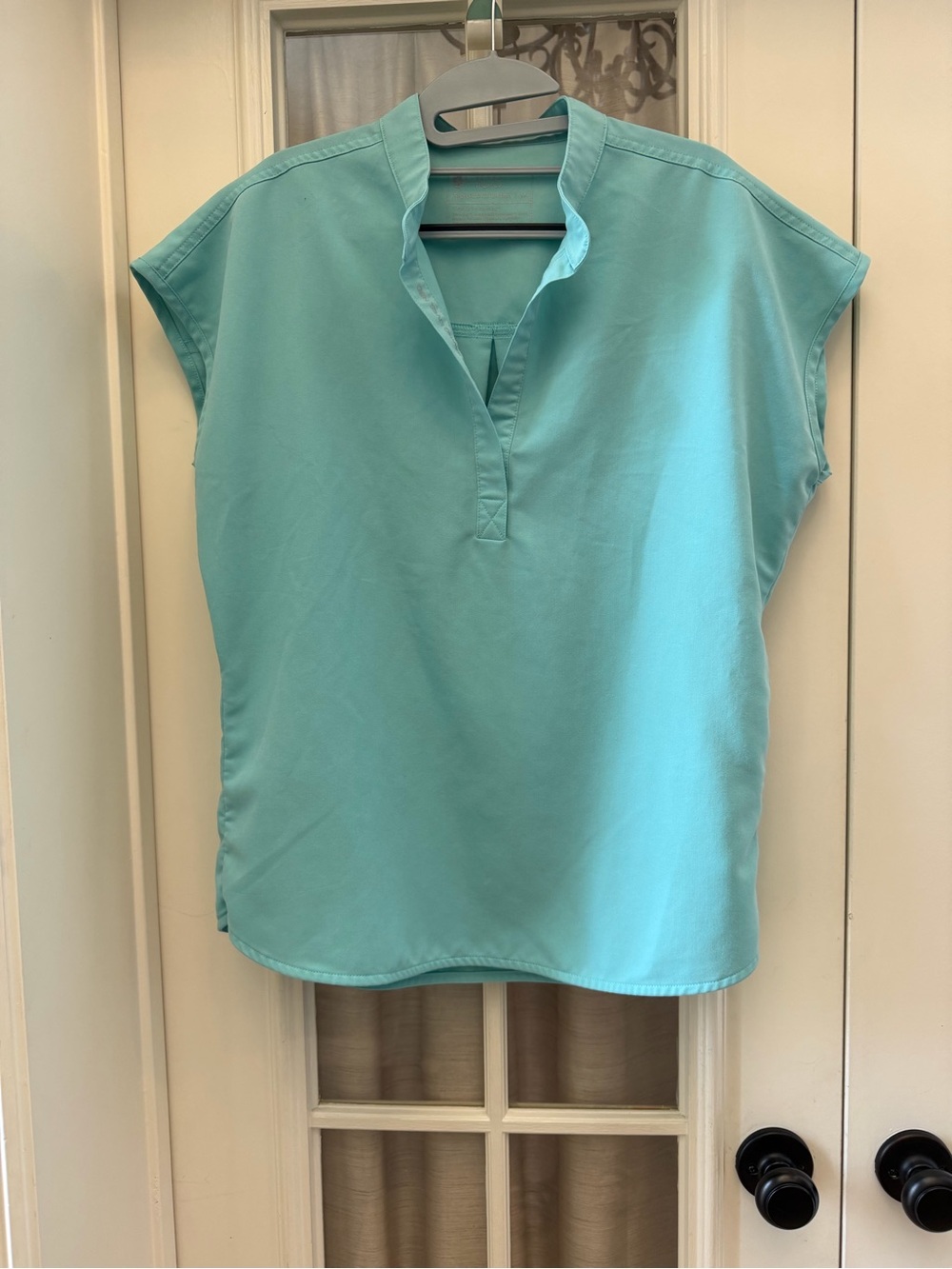 MEDIUM Light Teal Rafaella Top Women’s Figs Scrubs Light Stain on Back